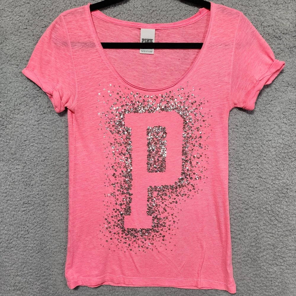 Victoria Secret‎ Womens Shirt Y2K Vintage Hot Pink Sequin "P" T-Shirt 90's